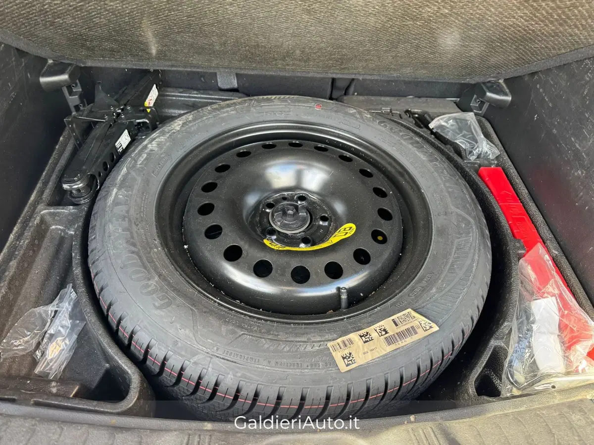 Jeep Compass usata a Salerno (8)