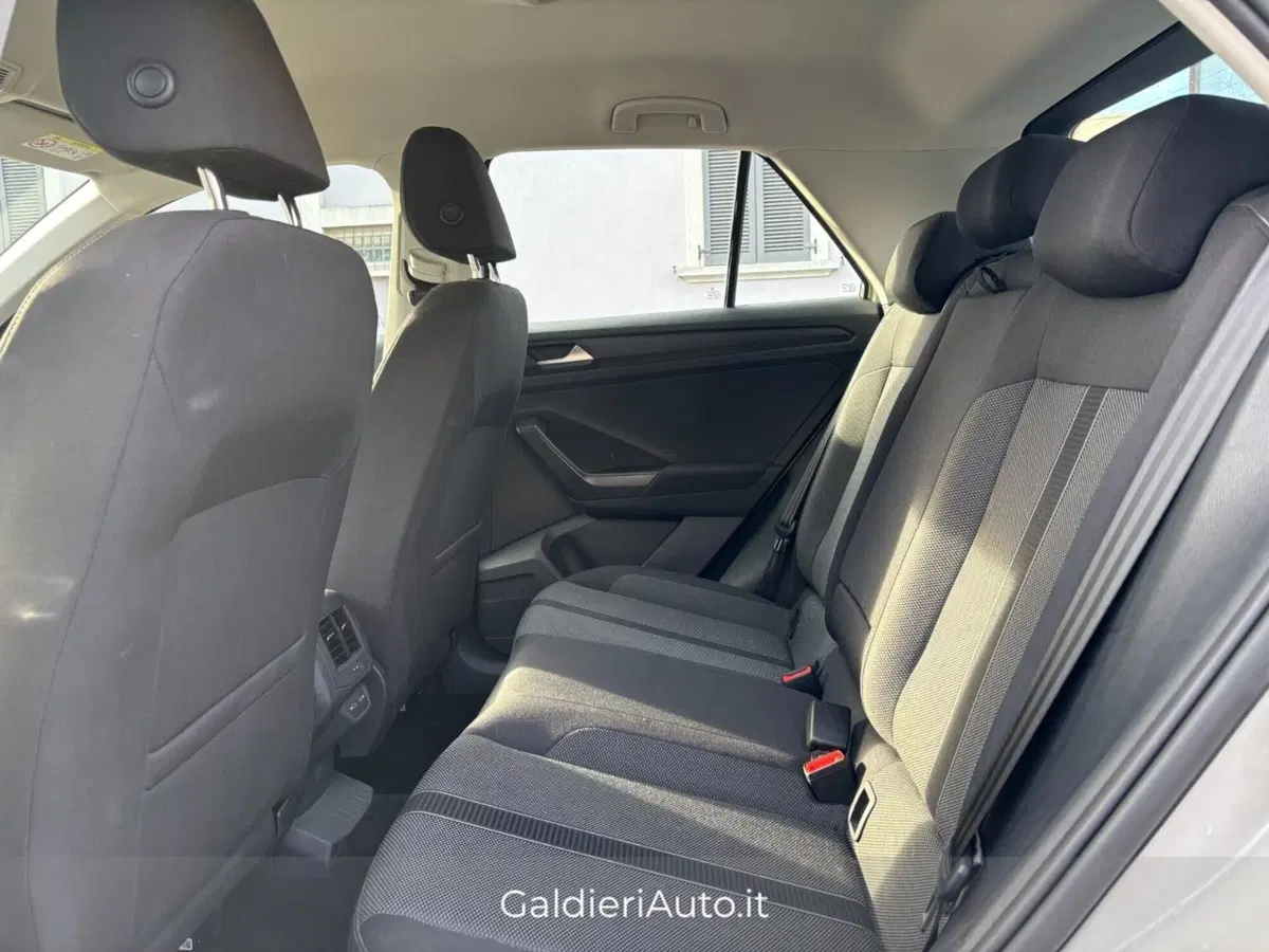 Volkswagen T-Roc usata a Salerno (11)