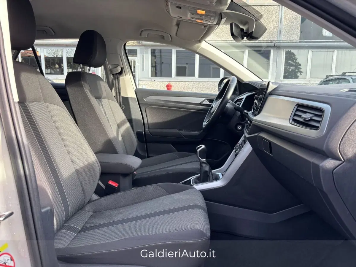 Volkswagen T-Roc usata a Salerno (13)