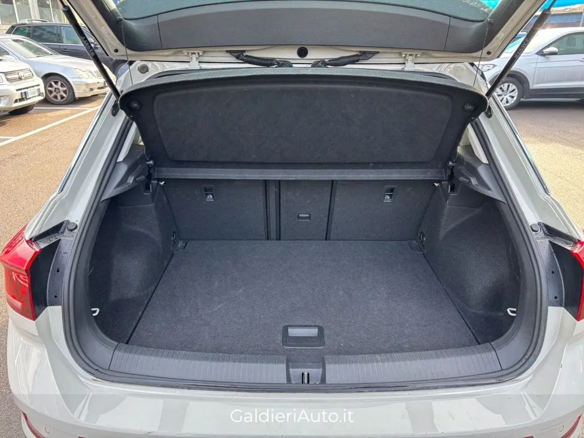 Volkswagen T-Roc usata a Salerno (19)