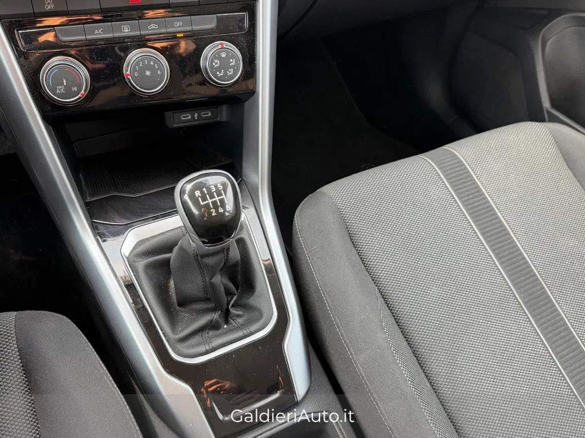 Volkswagen T-Roc usata a Salerno (15)