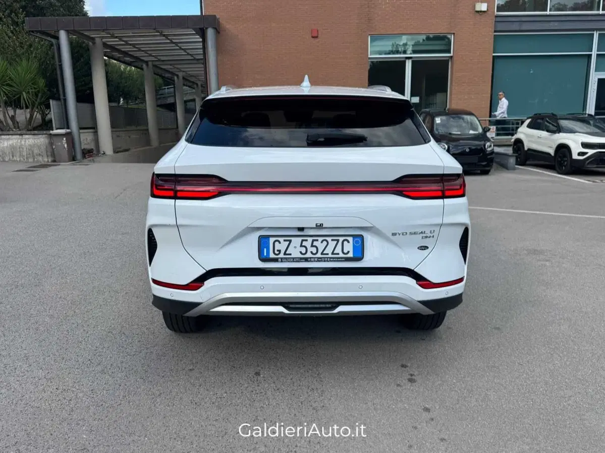 Byd Seal U usata a Salerno (7)
