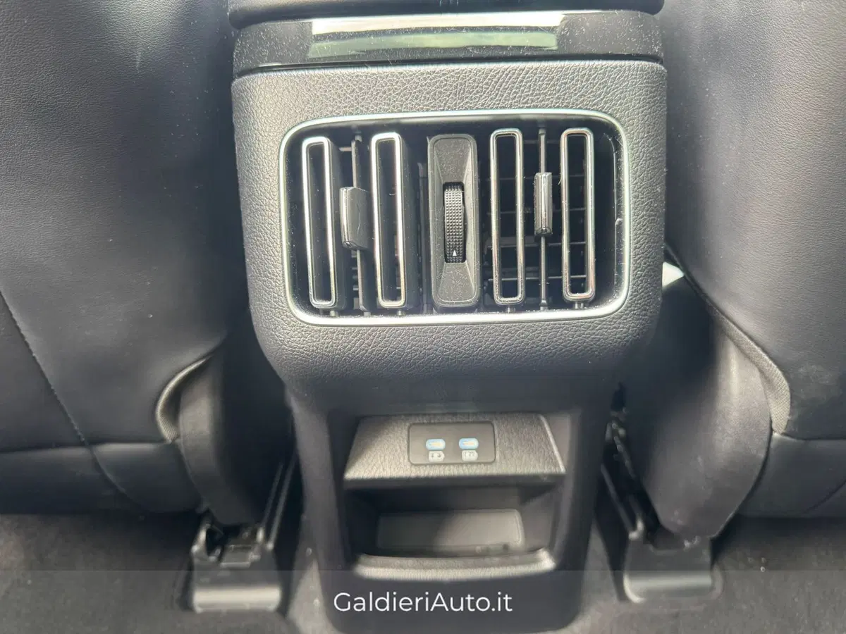 Byd Seal U usata a Salerno (18)