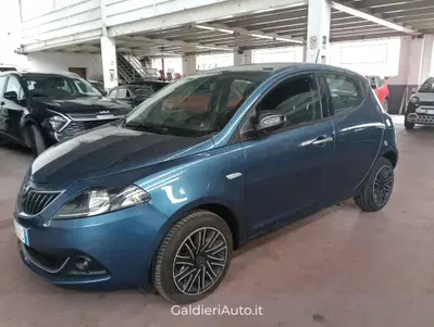 Lancia Ypsilon 1.0 FireFly 5 porte S&S Hybrid Ecochic Gold del 2022 usata a Fisciano