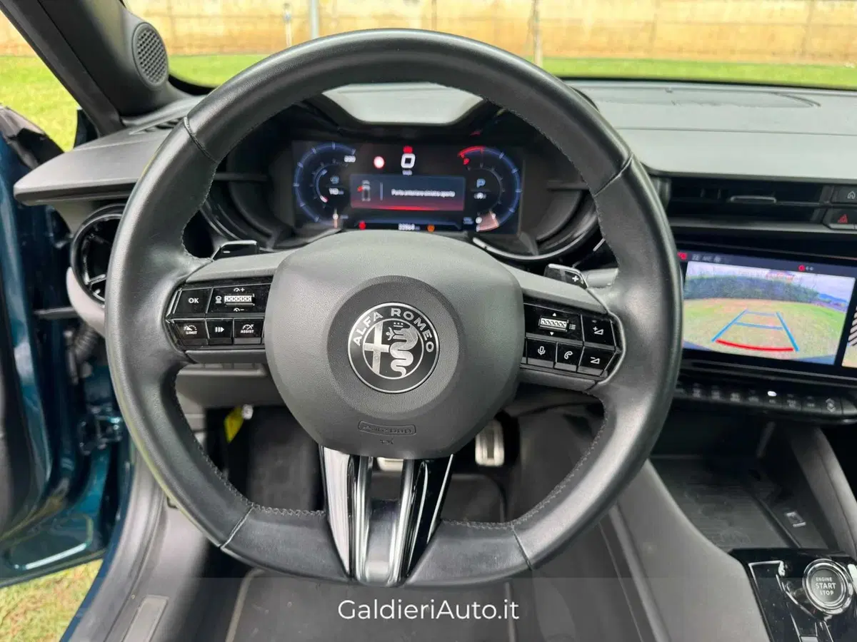 Alfa Romeo Junior usata a Salerno (20)