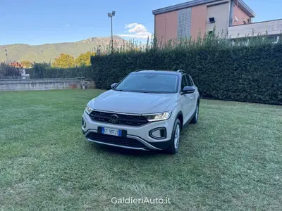 Volkswagen T-Roc 1.0 TSI Life del 2024 usata a Fisciano
