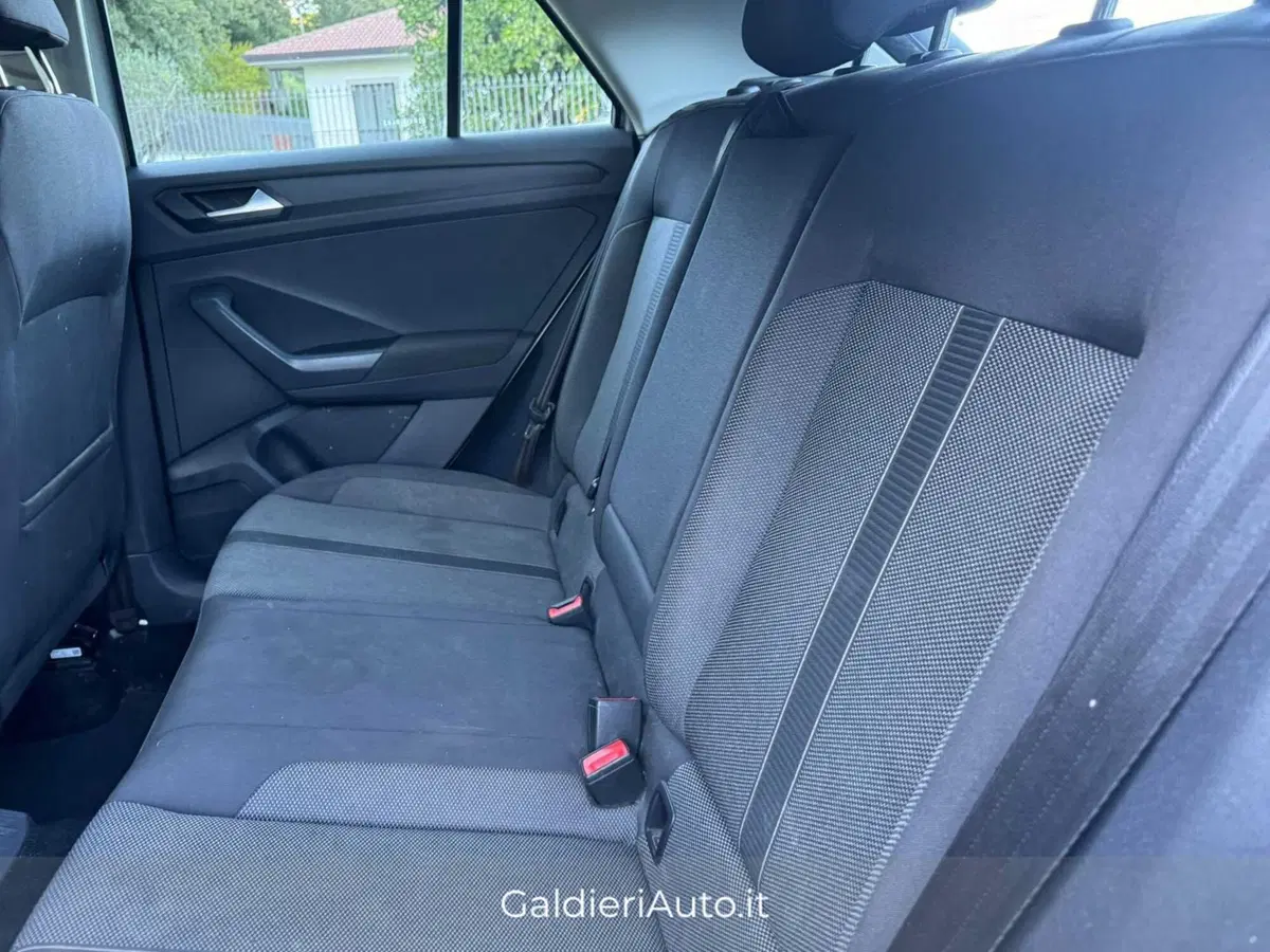 Volkswagen T-Roc usata a Salerno (7)