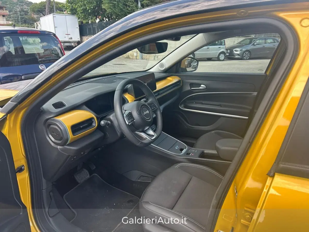 Jeep Avenger usata a Salerno (2)