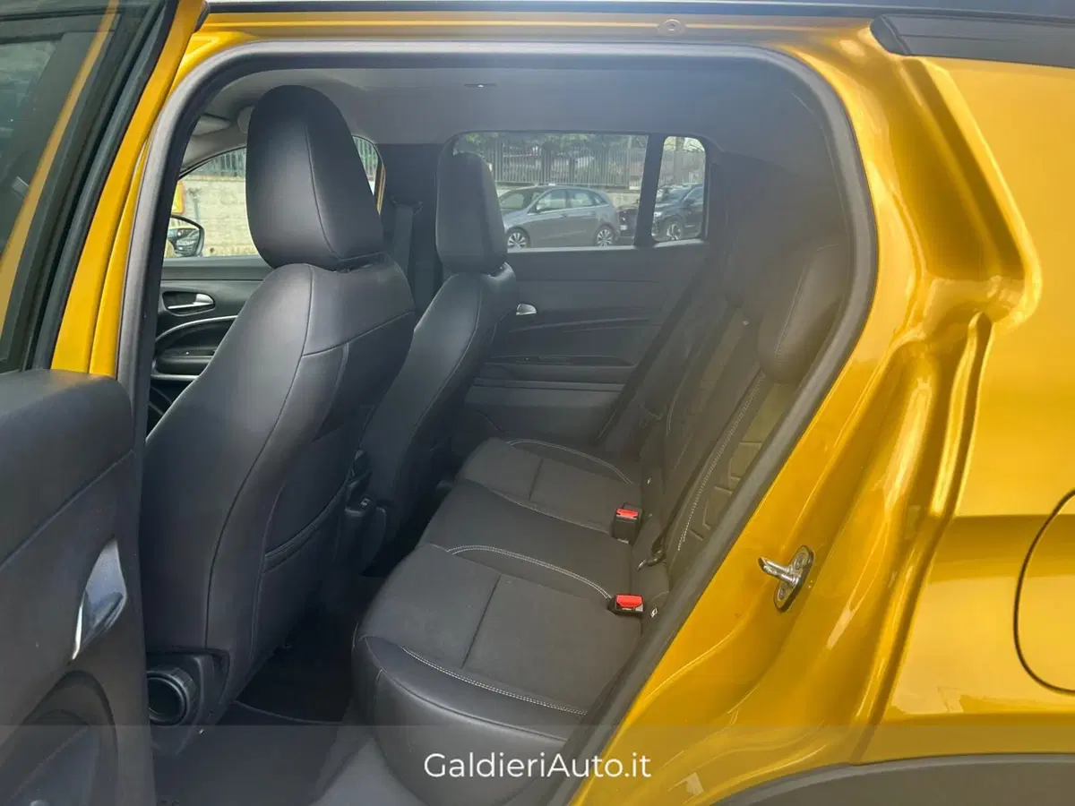 Jeep Avenger usata a Salerno (9)