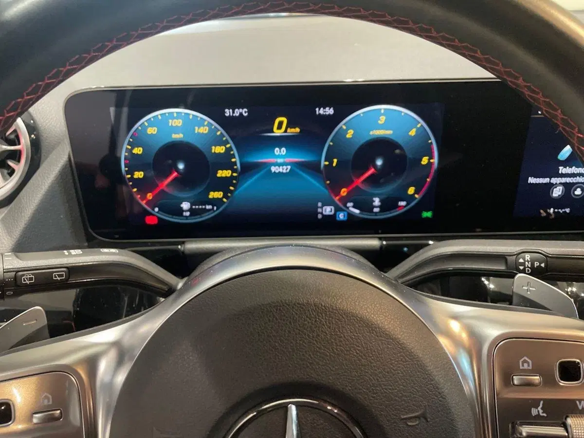 Mercedes-Benz GLA SUV usata a Firenze (13)