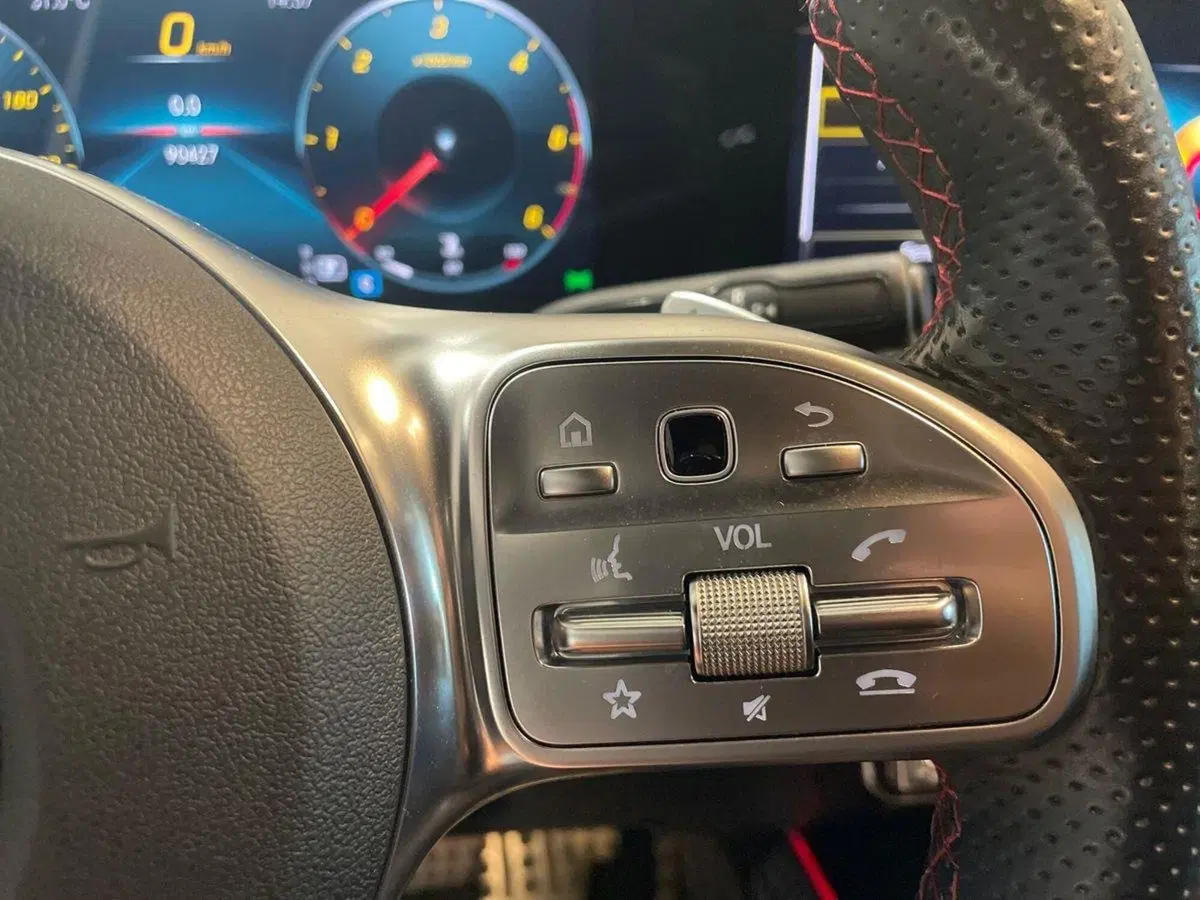 Mercedes-Benz GLA SUV usata a Firenze (19)