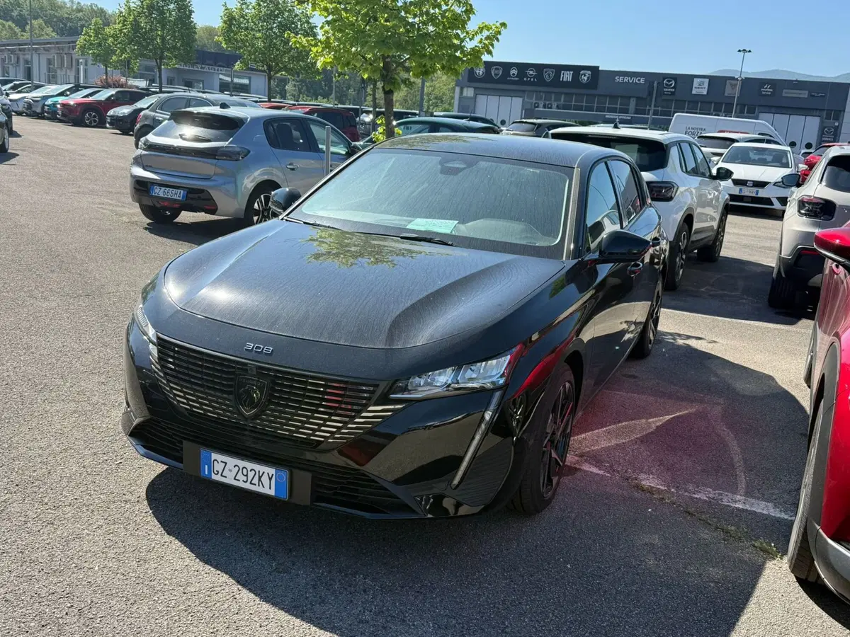 Peugeot 308 nuova a Frosinone