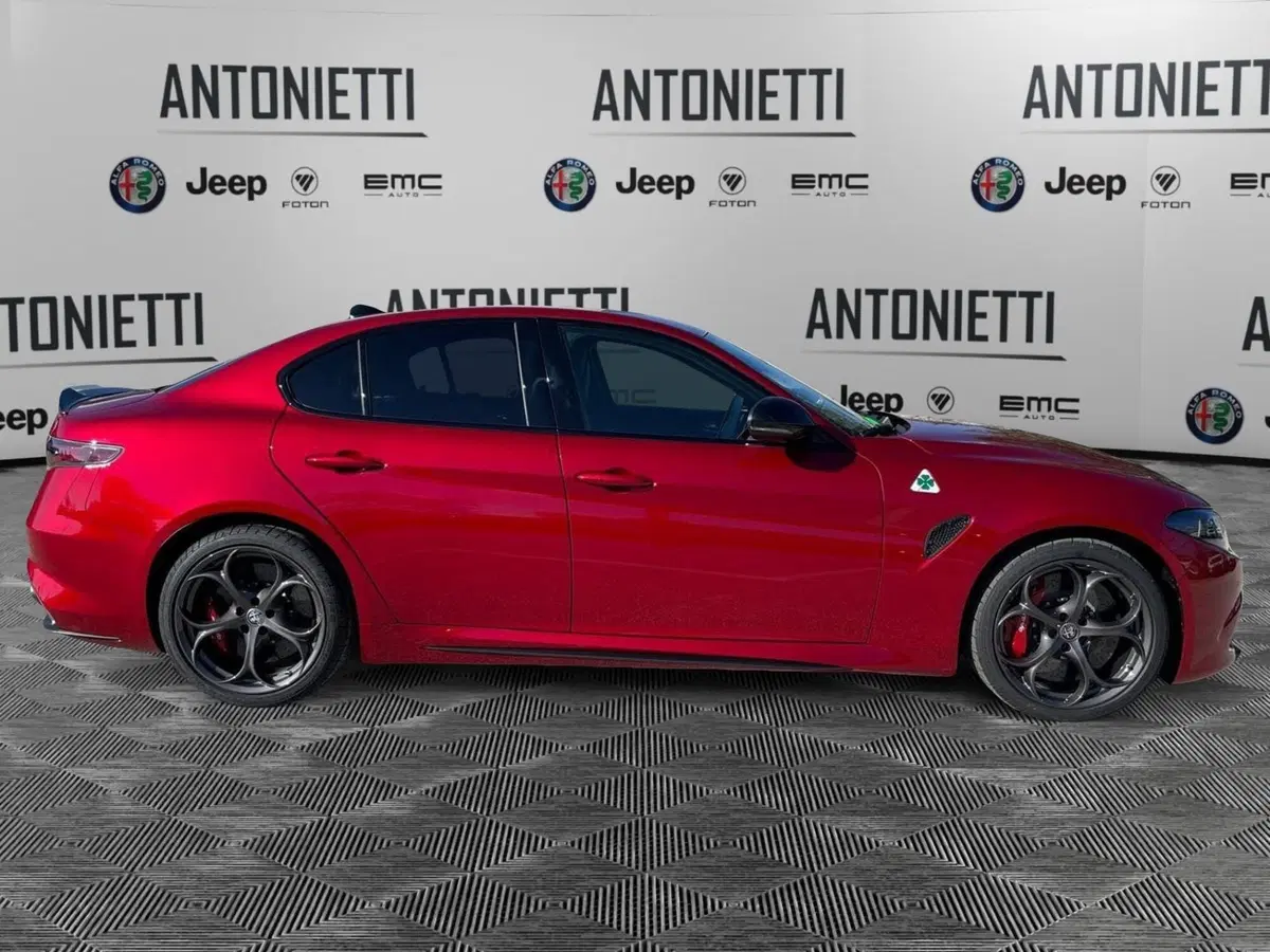 Alfa Romeo Giulia nuova a Ancona (4)