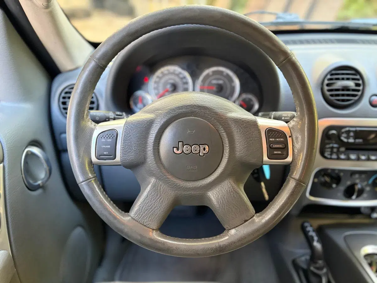 Jeep Cherokee usata a Ancona (12)