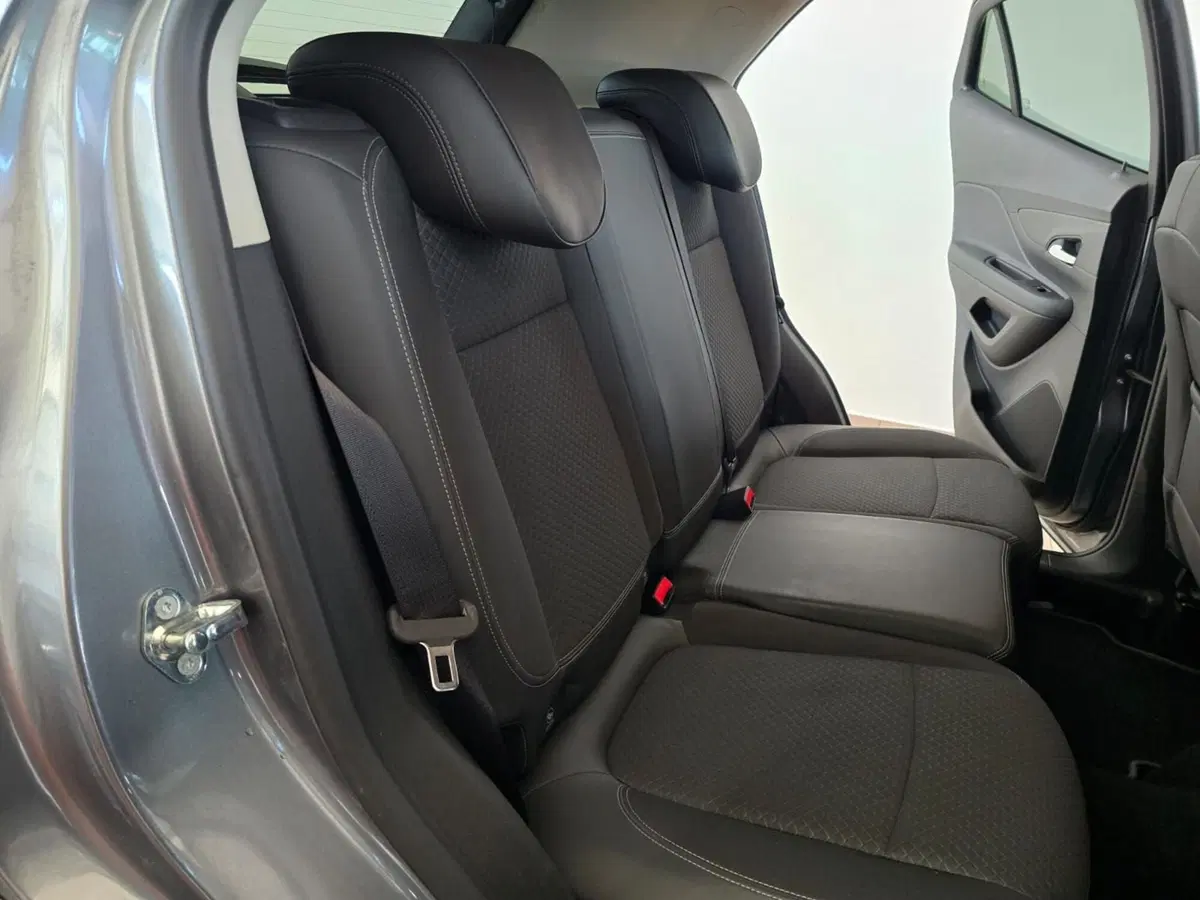 Opel Mokka usata a Rimini (10)