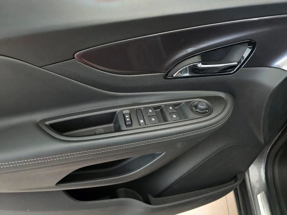 Opel Mokka usata a Rimini (16)