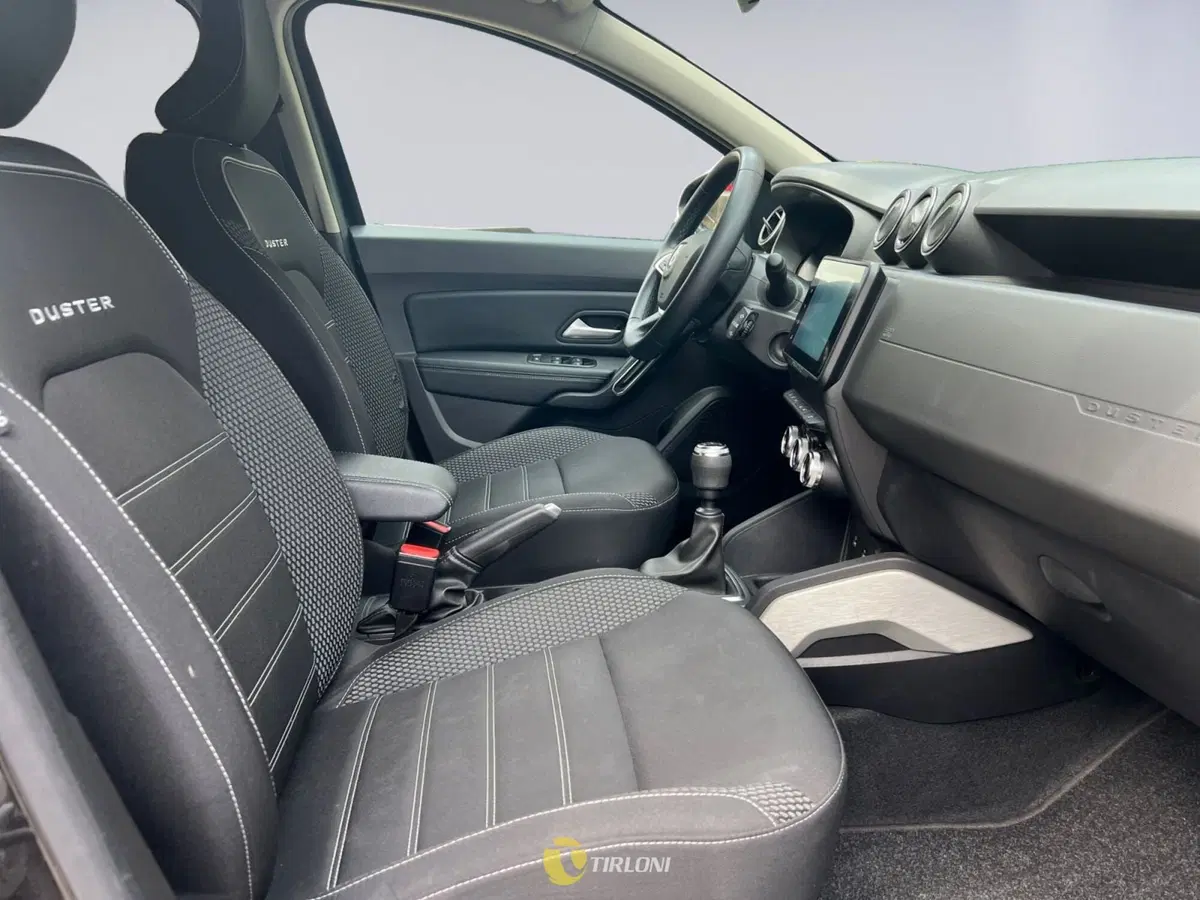 Dacia Duster usata a Milano (11)