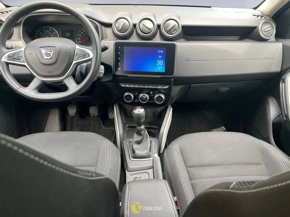 Dacia Duster usata a Milano (14)
