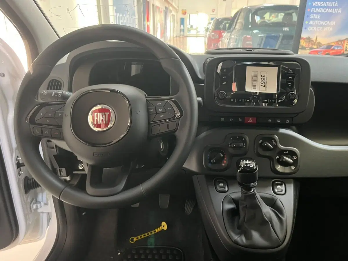 Fiat Pandina nuova a Lucca (12)