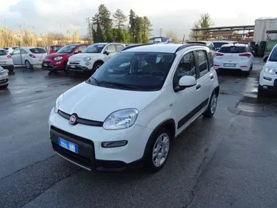 Fiat Panda Cross Cross 1.0 FireFly S&S Hybrid del 2022 usata a Lucca