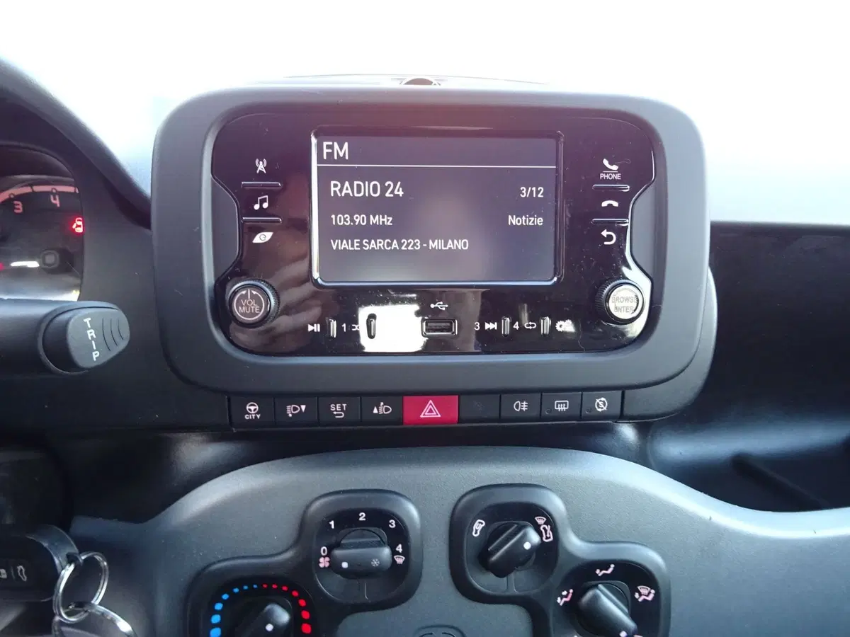Fiat Panda Cross usata a Lucca (12)