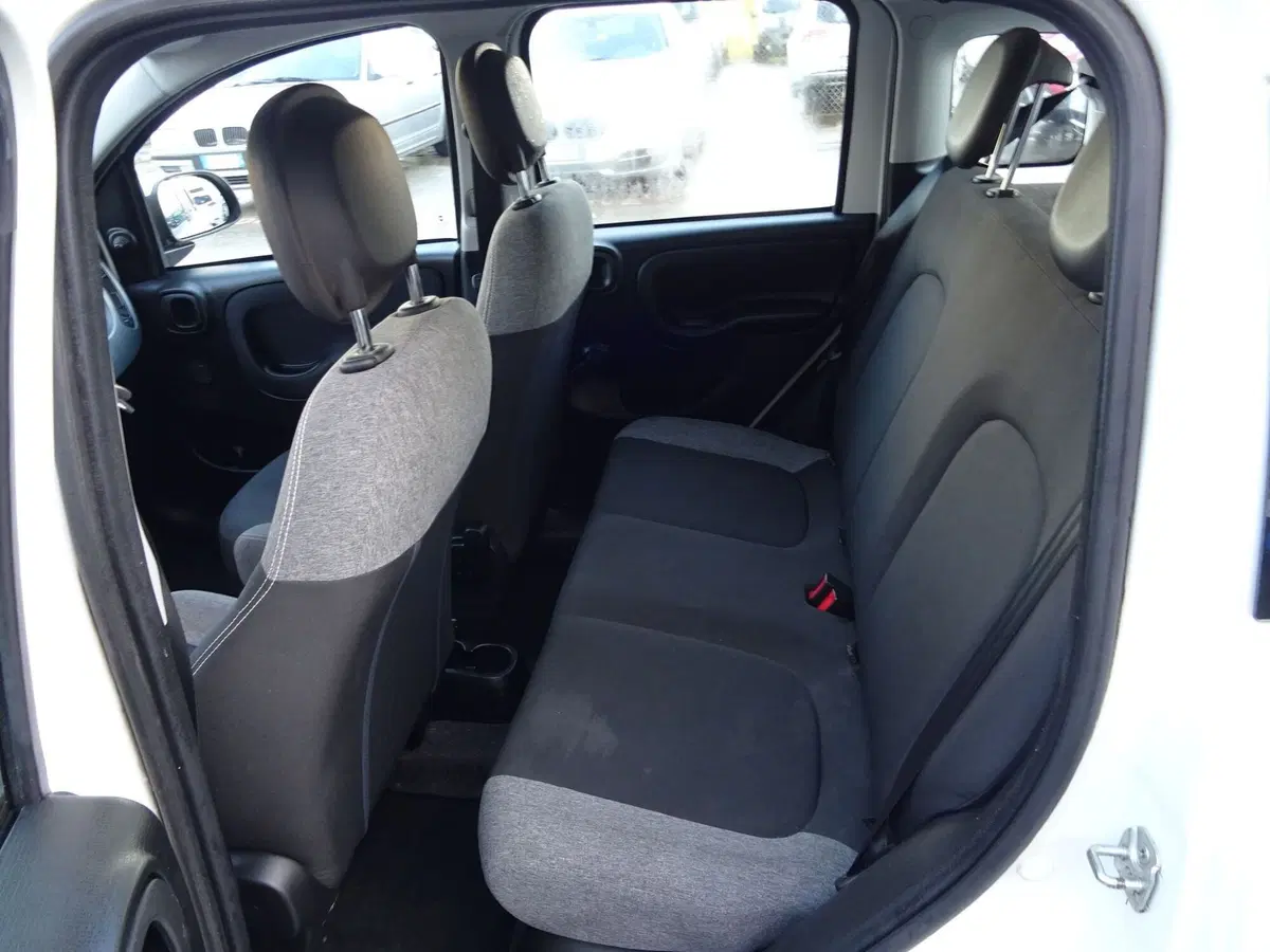 Fiat Panda Cross usata a Lucca (13)
