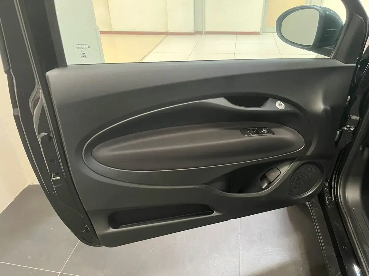 Fiat 500 nuova a Lucca (9)