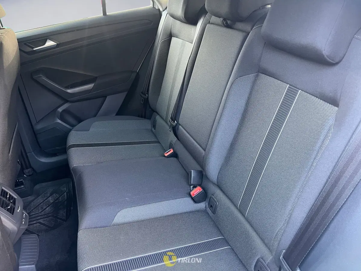 Volkswagen T-Roc usata a Milano (12)