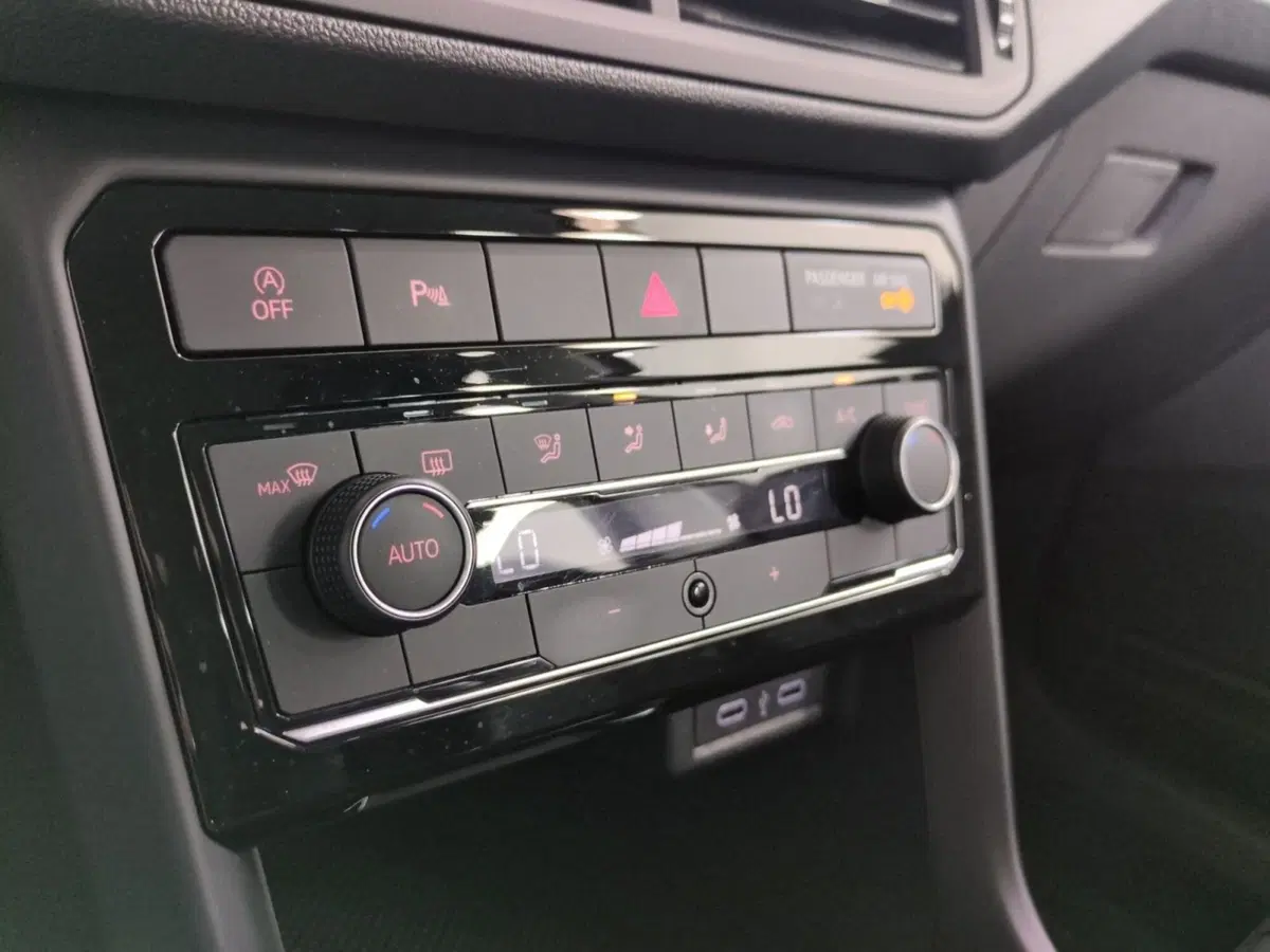 Volkswagen T-Cross usata a Agrigento (15)