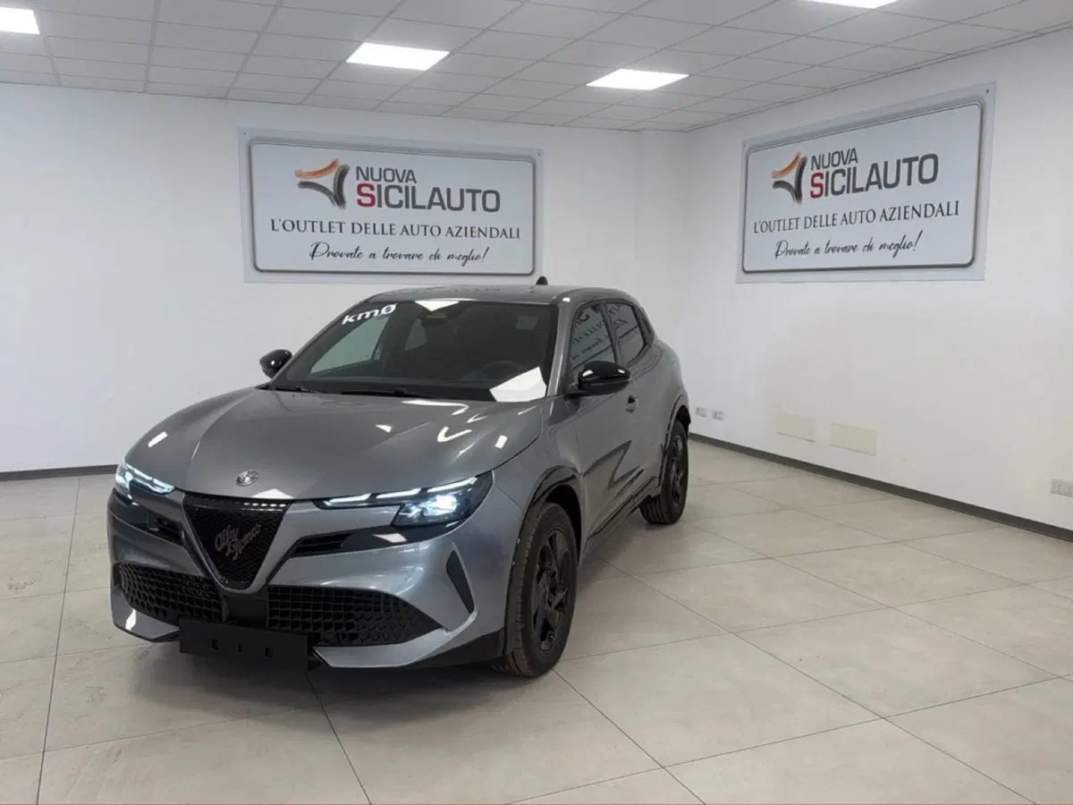 Alfa Romeo Junior nuova a Palermo (4)