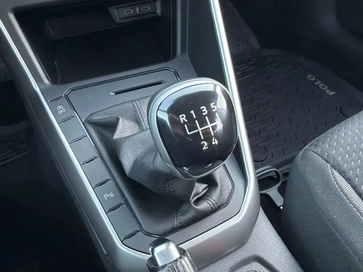 Volkswagen Polo usata a Terni (13)