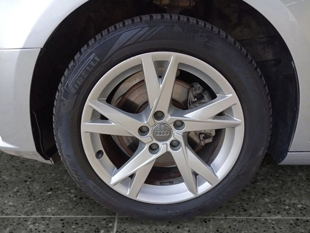 Audi A4 Avant usata a Bari (12)