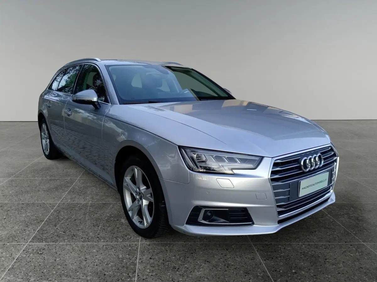 Audi A4 Avant usata a Bari (16)