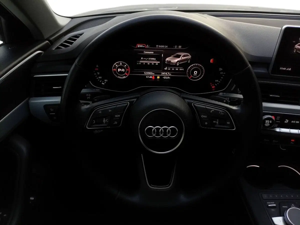 Audi A4 Avant usata a Bari (3)