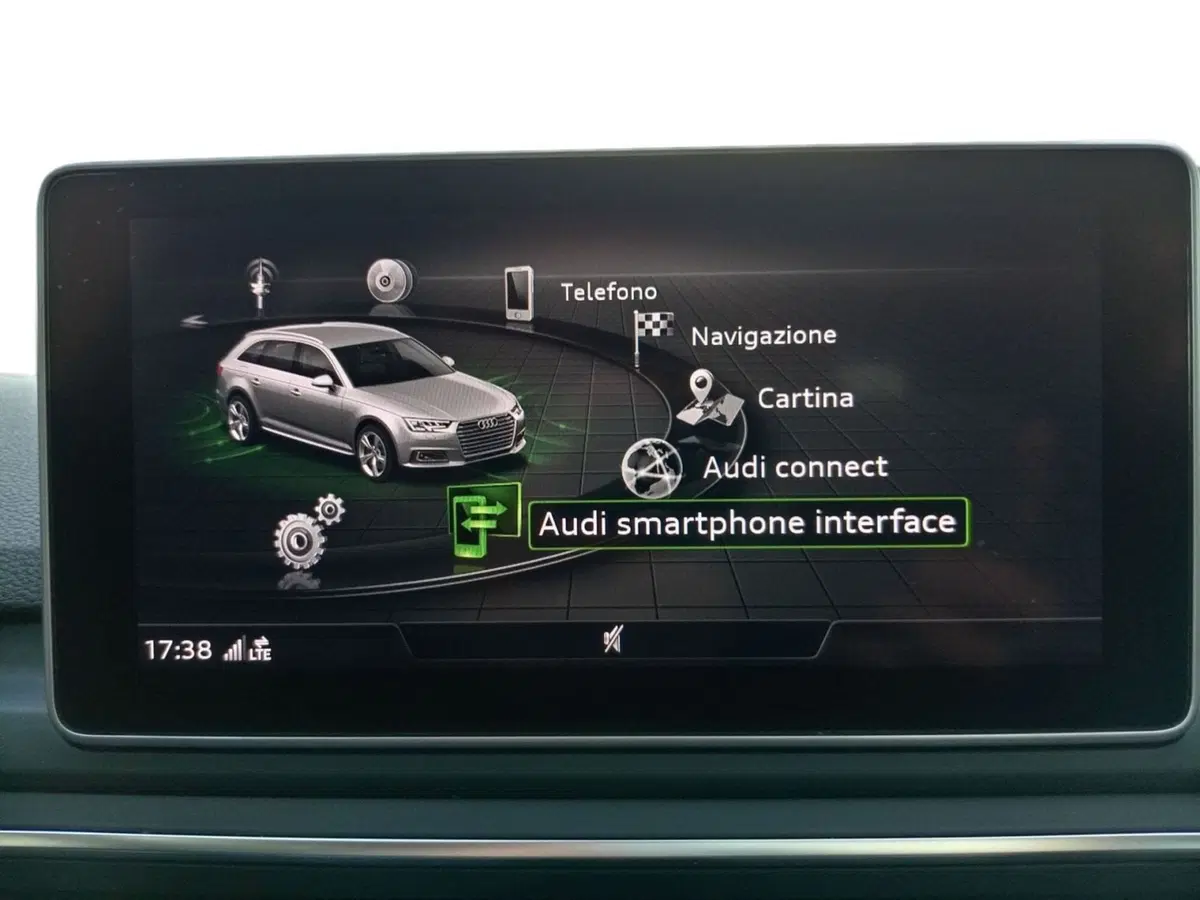 Audi A4 Avant usata a Bari (6)