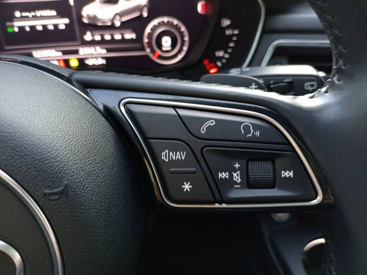 Audi A4 Avant usata a Bari (7)