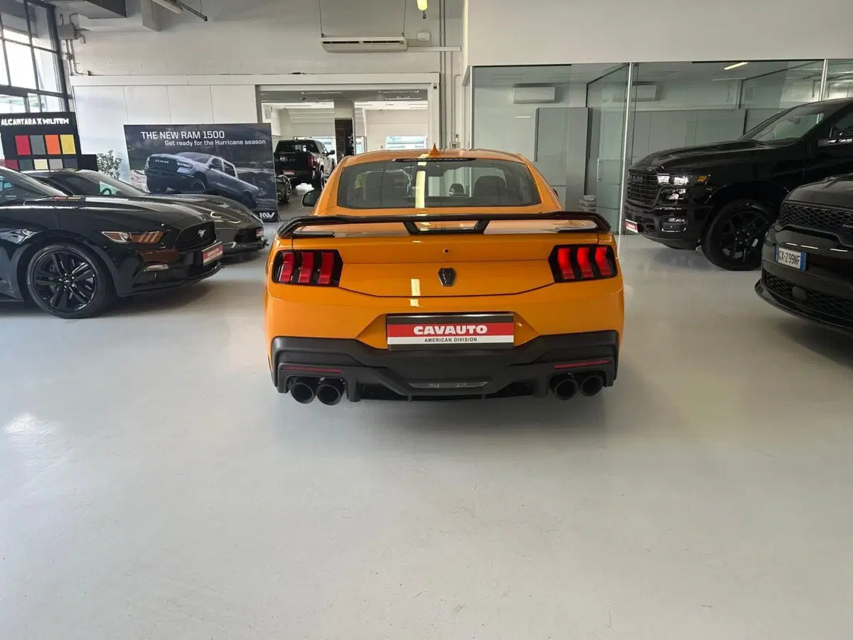 Ford Mustang Coupé nuova a Monza e Brianza (3)