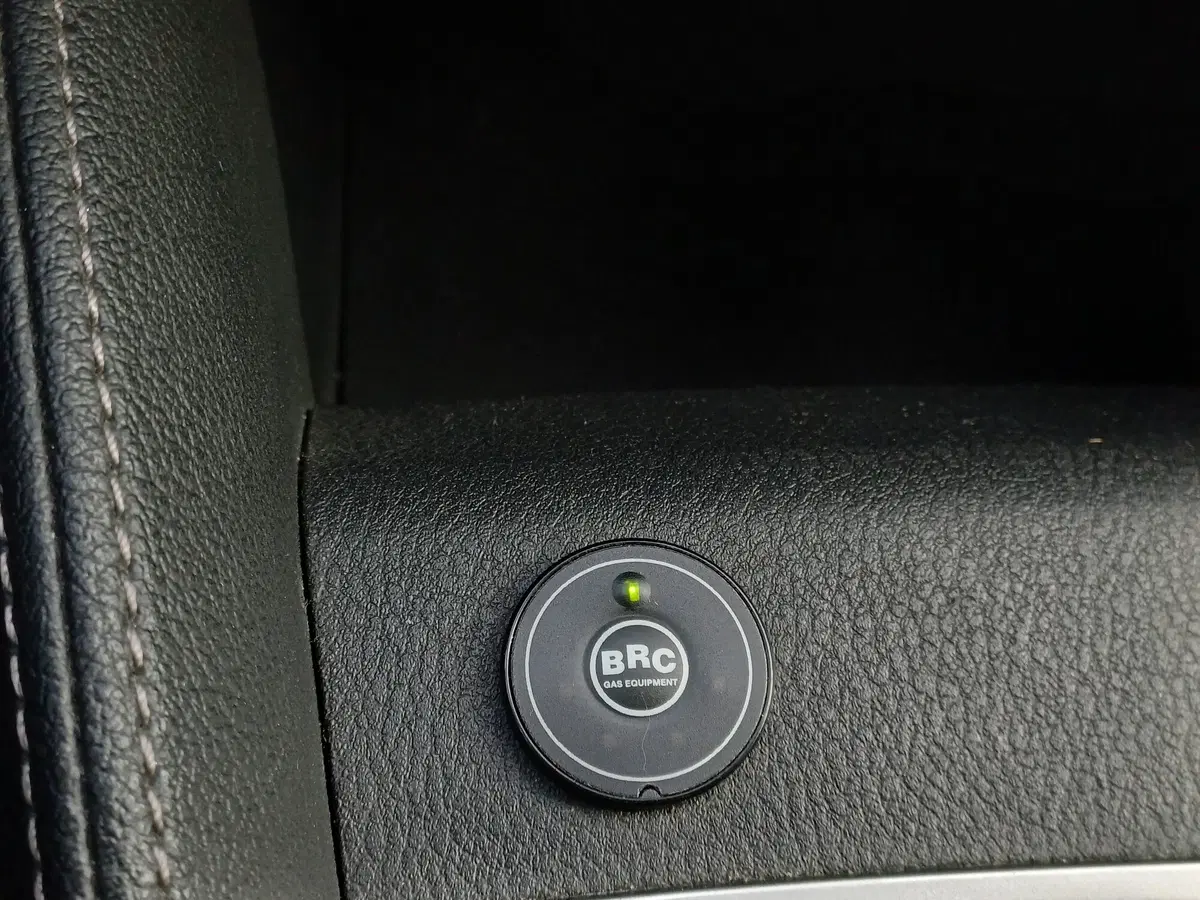 Nissan Micra usata a Modena (13)