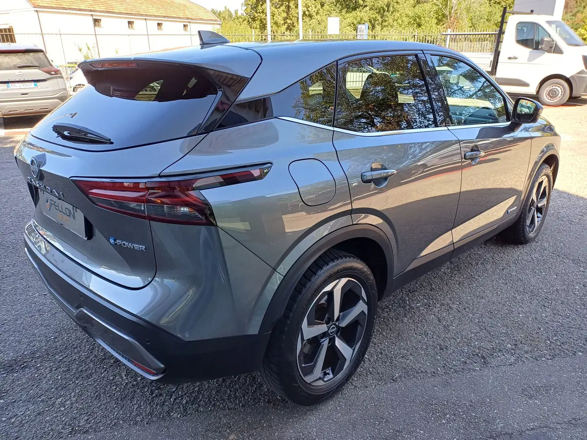 Nissan Qashqai usata a Modena (7)