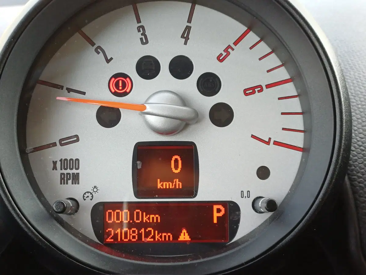 MINI Mini Paceman usata a Modena (12)