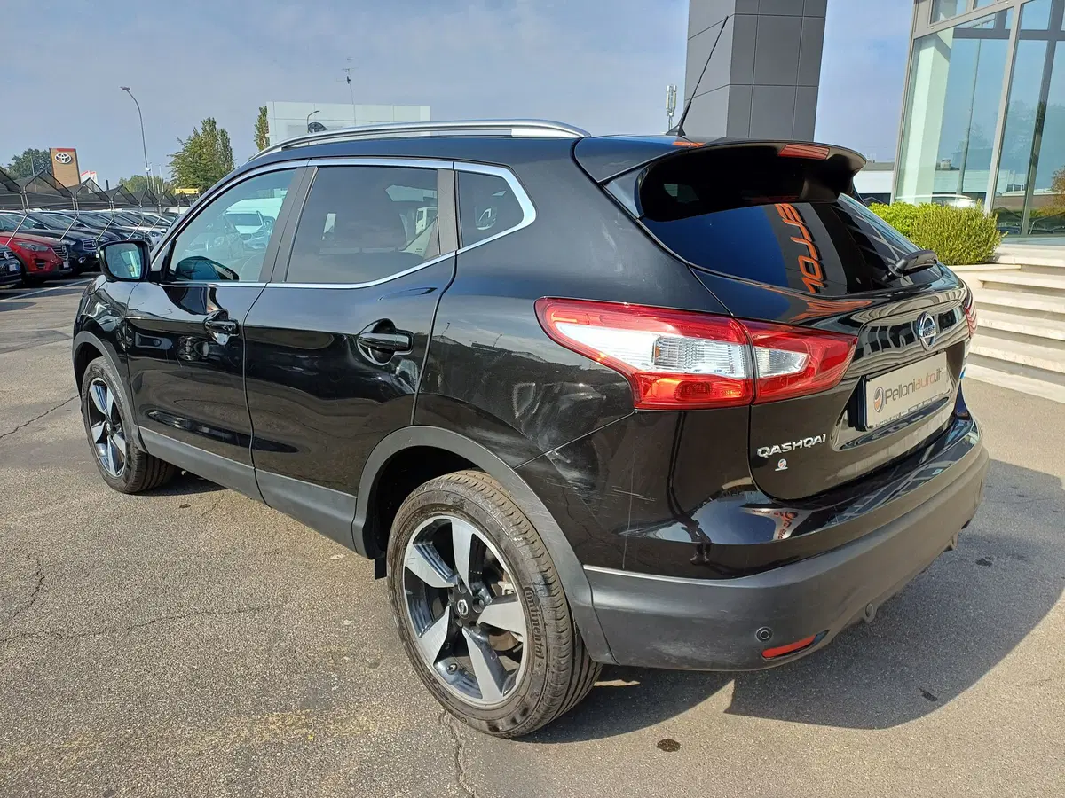 Nissan Qashqai usata a Modena (10)
