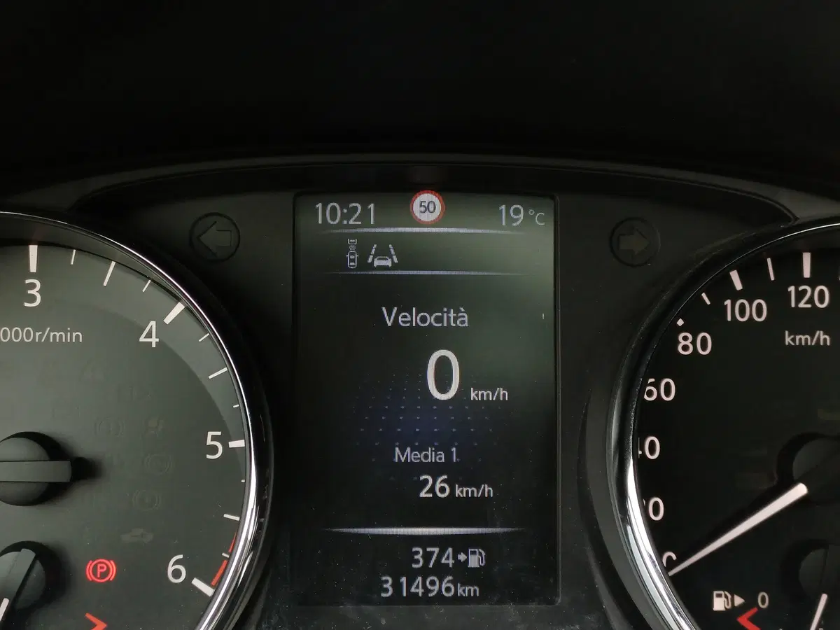 Nissan Qashqai usata a Modena (11)