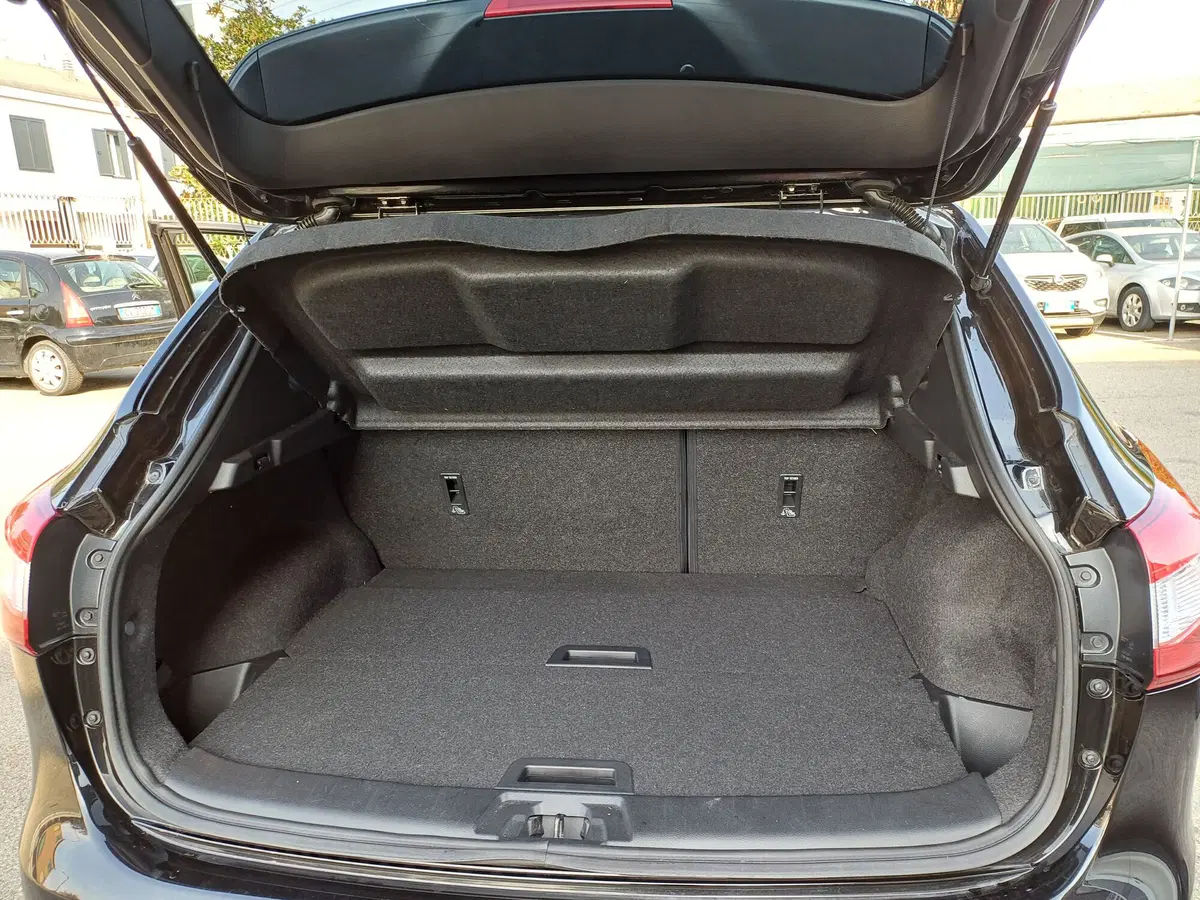 Nissan Qashqai usata a Modena (16)