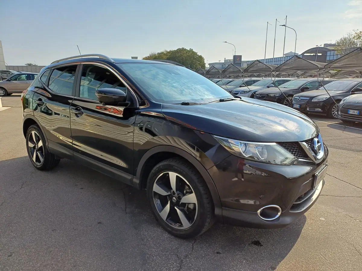Nissan Qashqai usata a Modena (5)