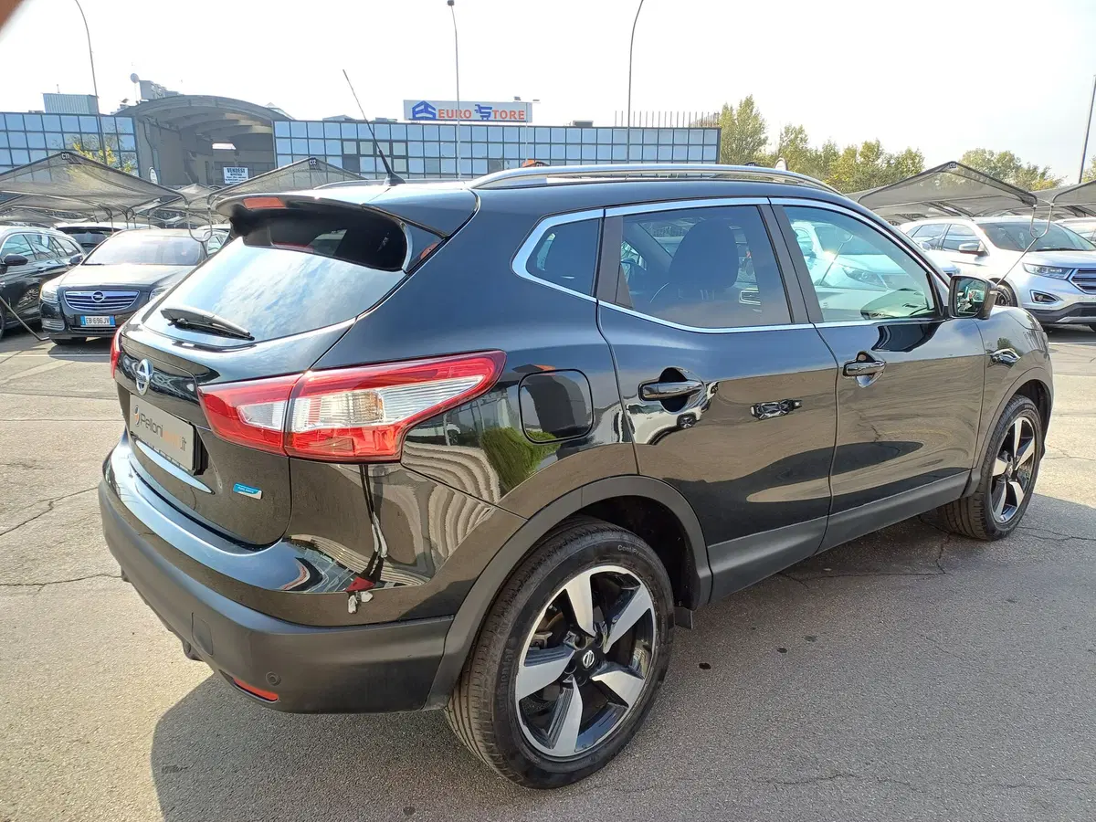 Nissan Qashqai usata a Modena (8)