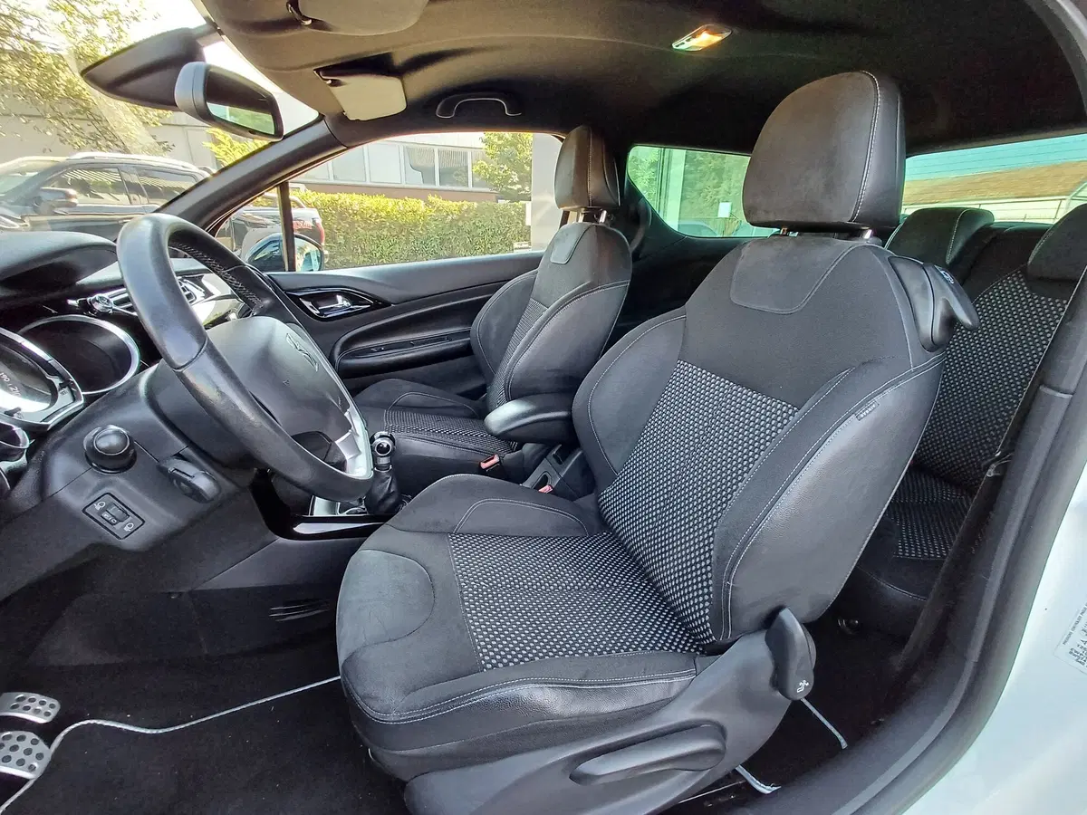 Ds DS 3 Coupé usata a Modena (11)