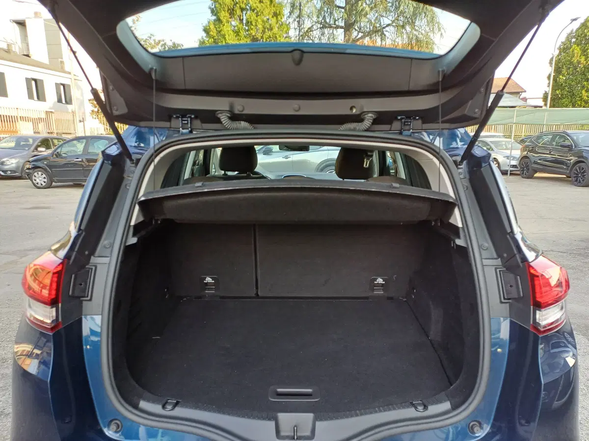 Renault Grand Scénic usata a Modena (11)