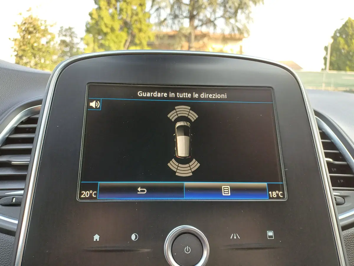 Renault Grand Scénic usata a Modena (19)