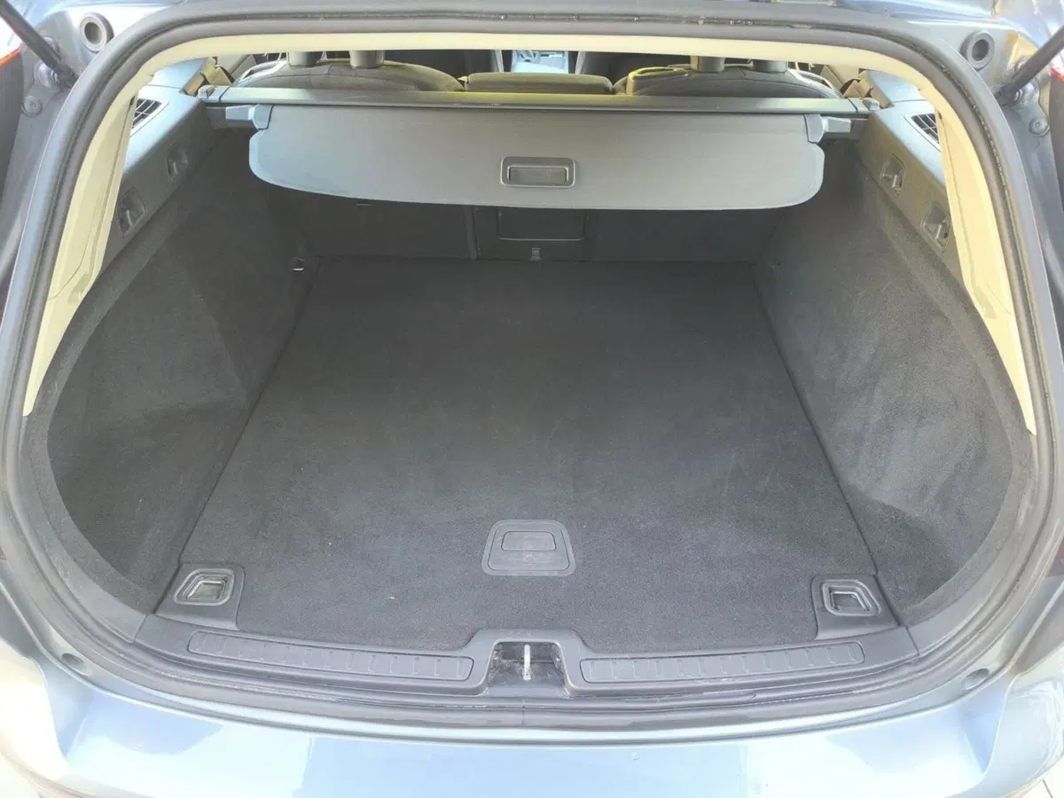 Volvo V60 usata a Udine (14)