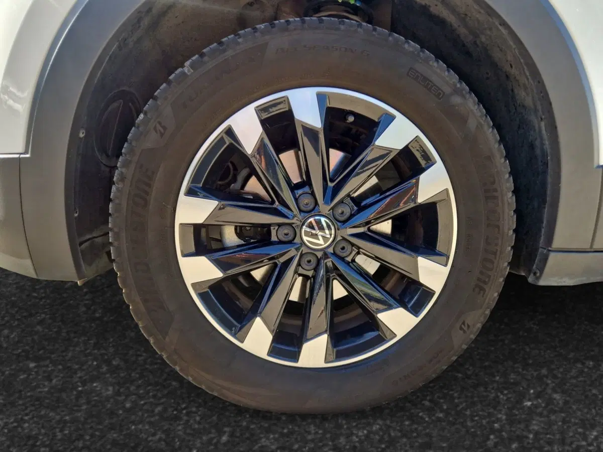 Volkswagen T-Cross usata a Siena (9)